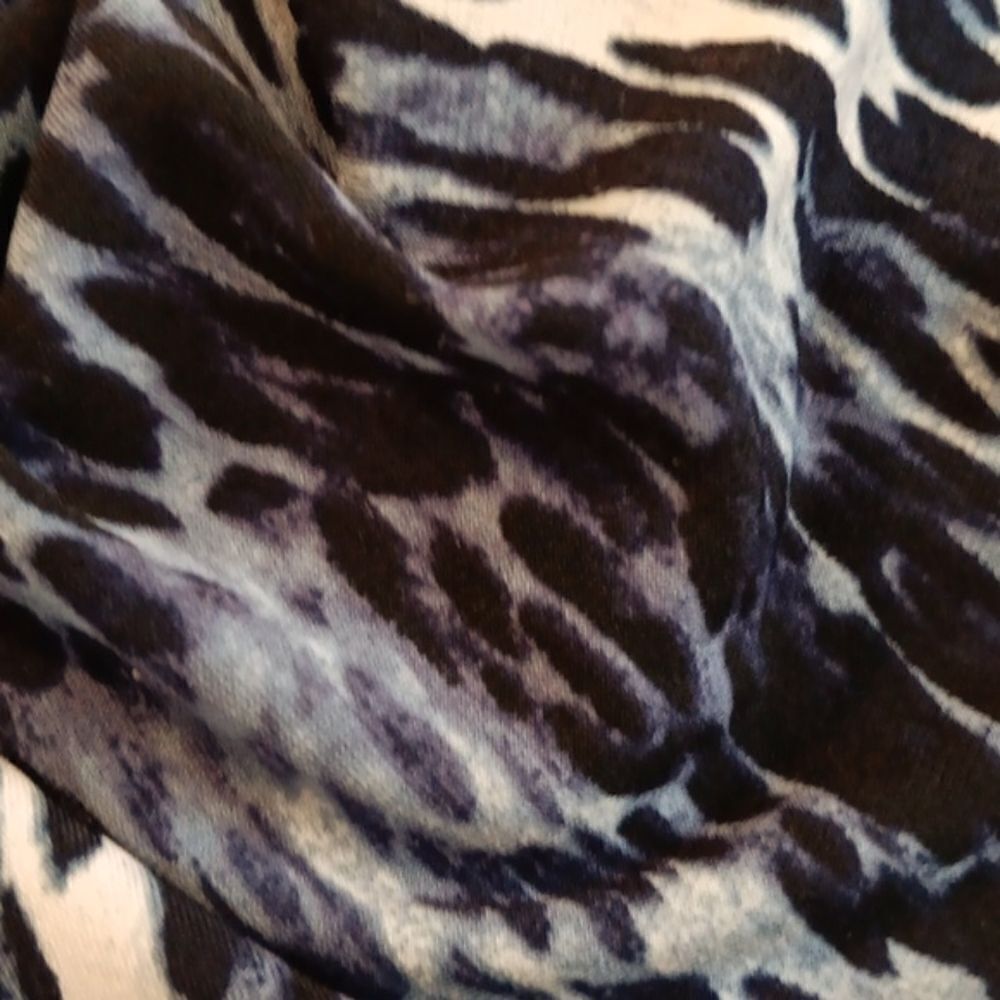 Cache Soft Knit Dress - Picture 9 of 9
